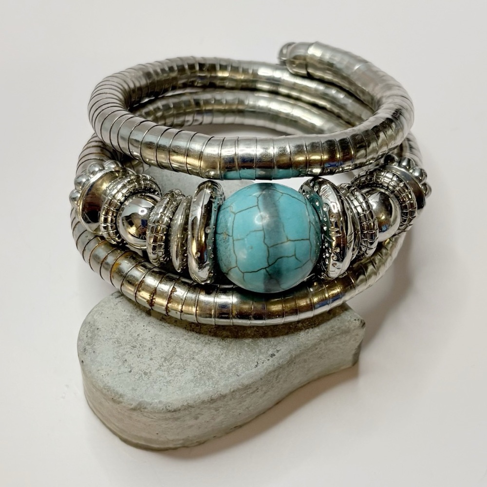 EUC Western Boho Silver & Turquoise Spiral Wrap Bracelet (Handmade)